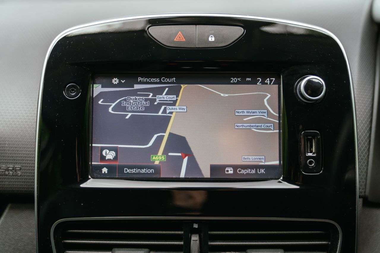 2018 RENAULT CLIO 2018 RENAULT CLIO