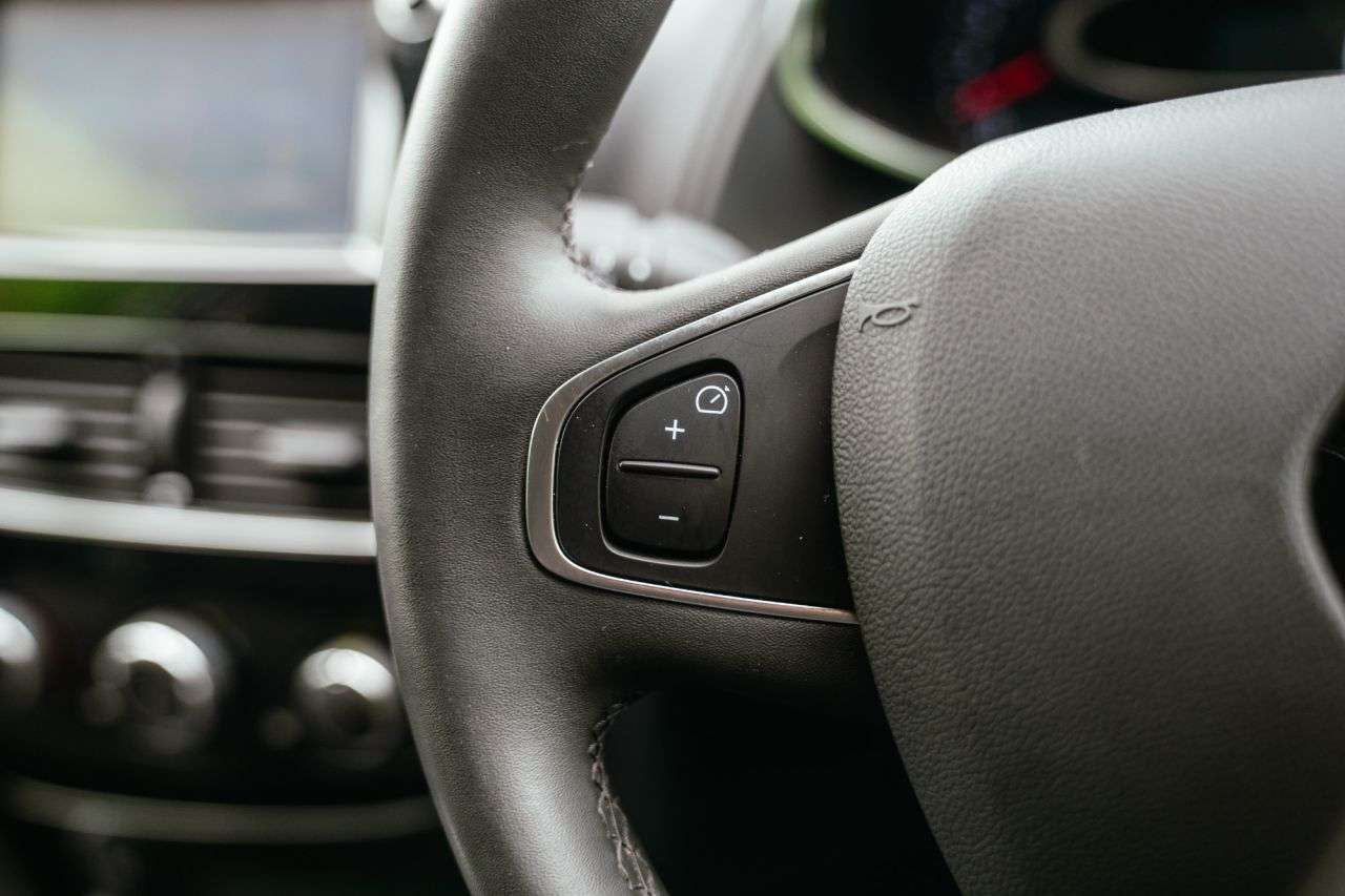 2018 RENAULT CLIO 2018 RENAULT CLIO