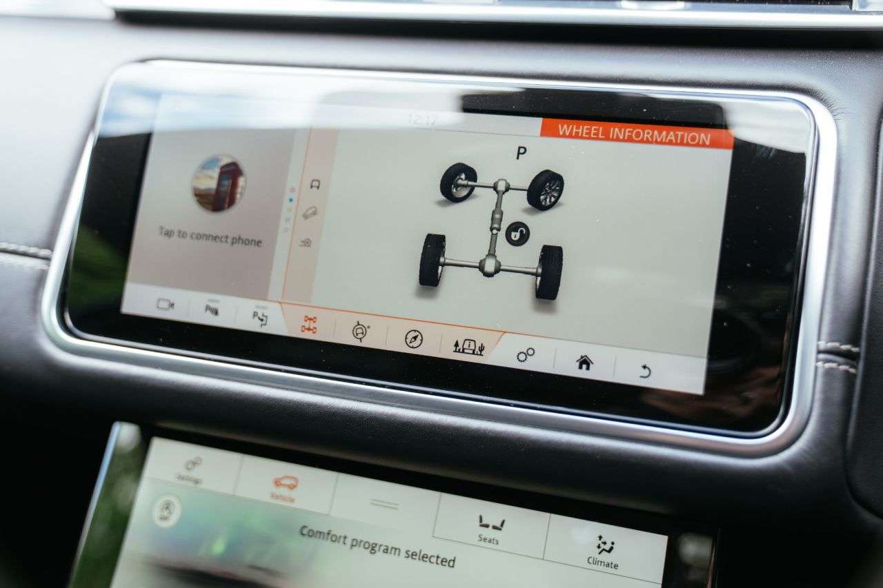 2018 LAND ROVER RANGE ROVER VELAR 2018 LAND ROVER RANGE ROVER VELAR