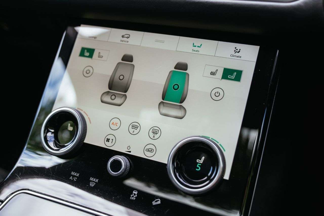 2018 LAND ROVER RANGE ROVER VELAR 2018 LAND ROVER RANGE ROVER VELAR