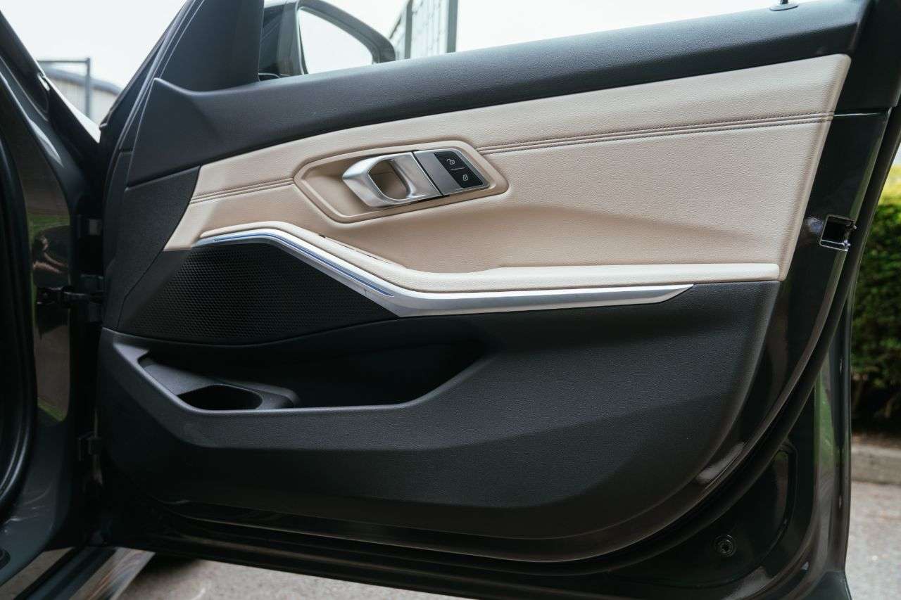 2021 BMW 3 SERIES 2021 BMW 3 SERIES