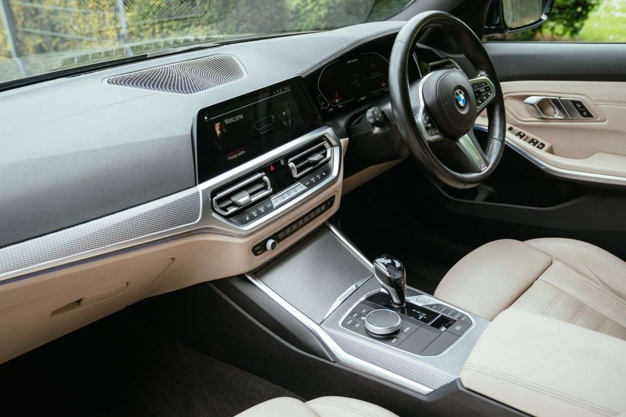 2021 BMW 3 SERIES 2021 BMW 3 SERIES