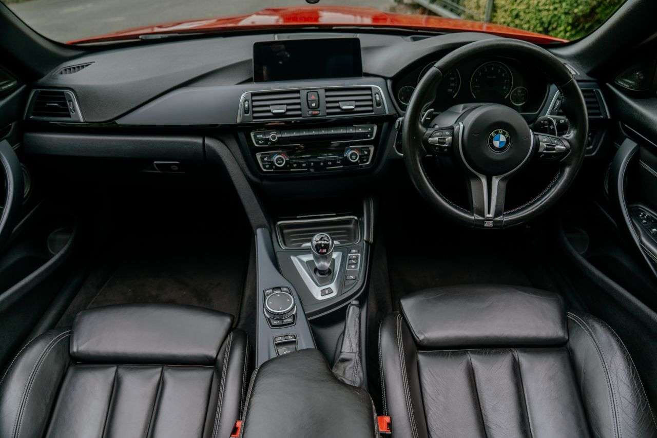A 2017 BMW M4 3.0 BiTurbo Convertible 2dr Petrol DCT Euro 6 (s/s) (431 ps) A 2017 BMW M4 3.0 BiTurbo Convertible 2dr Petrol DCT Euro 6 (s/s) (431 ps)