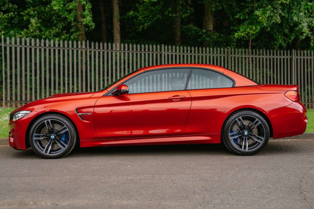 2017 BMW M4 2017 BMW M4