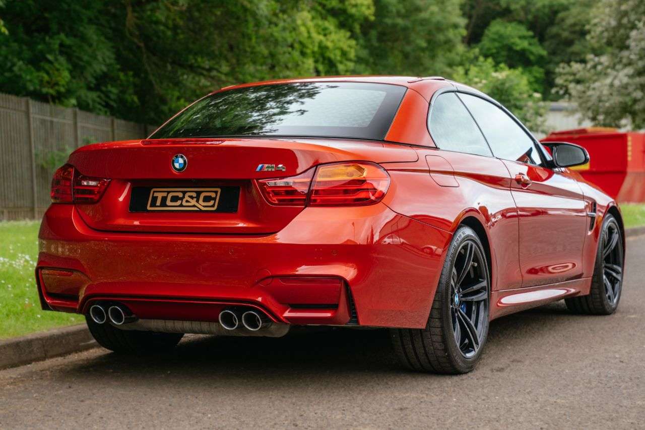 2017 BMW M4 2017 BMW M4