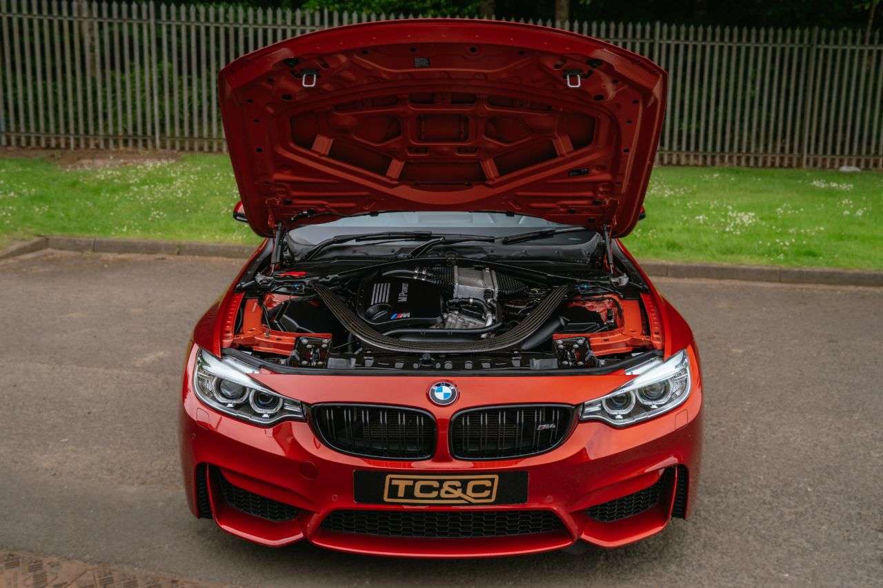 2017 BMW M4 2017 BMW M4