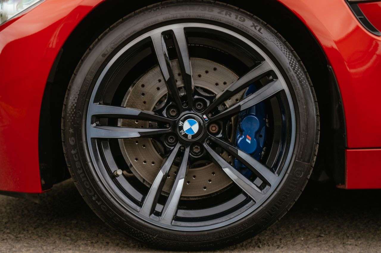 2017 BMW M4 2017 BMW M4