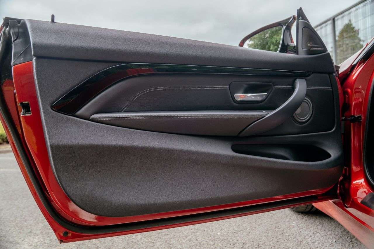2017 BMW M4 2017 BMW M4
