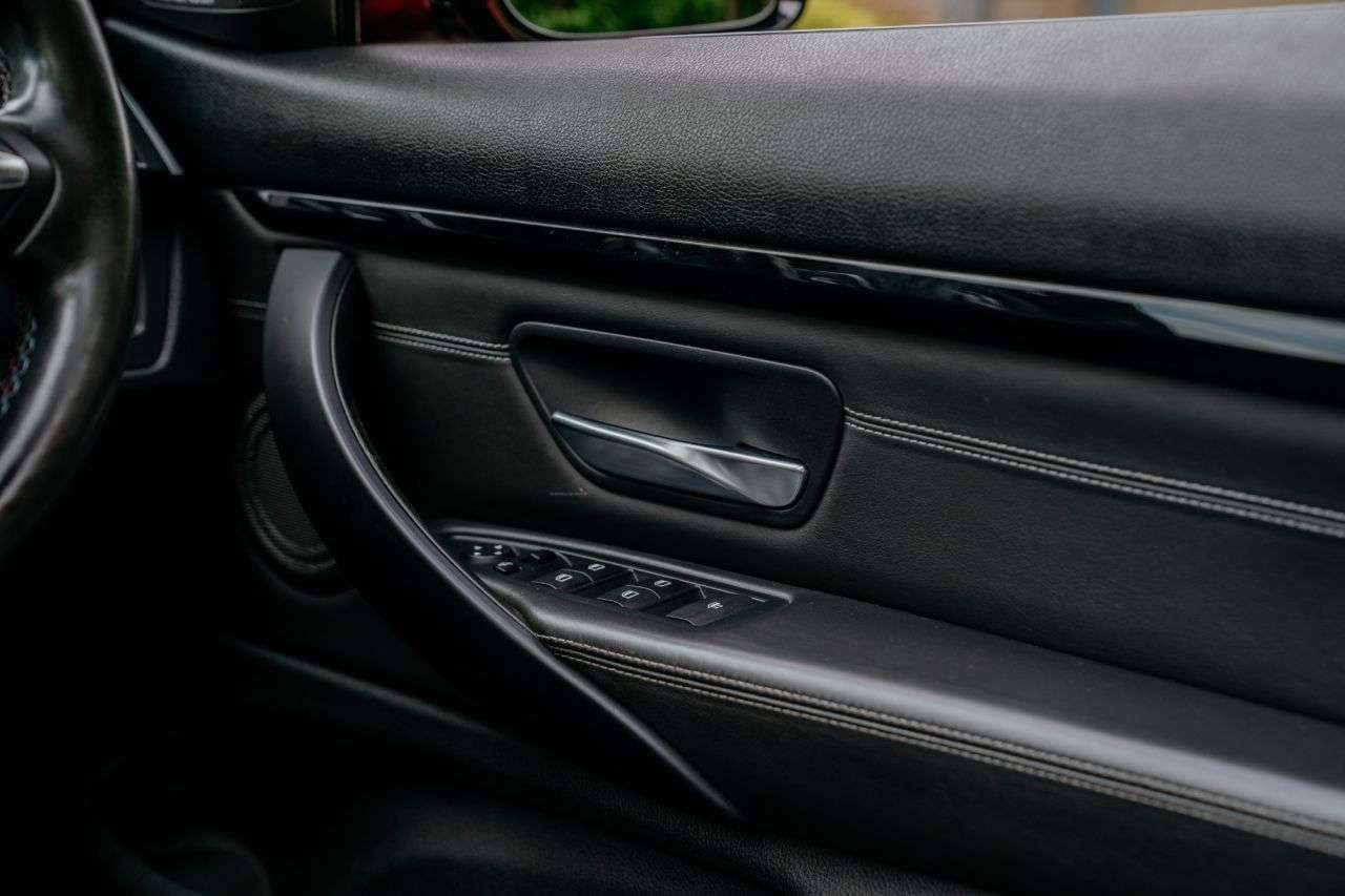 2017 BMW M4 2017 BMW M4