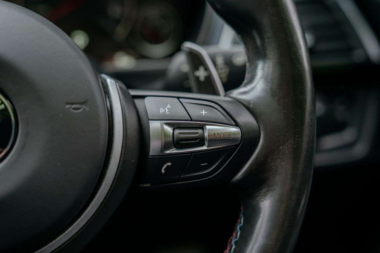 2017 BMW M4 2017 BMW M4