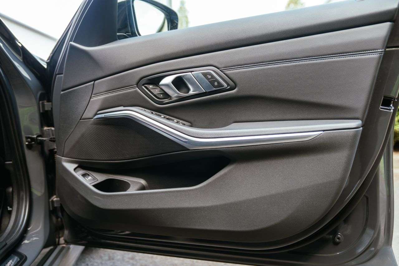 2021 BMW 3 SERIES 2021 BMW 3 SERIES
