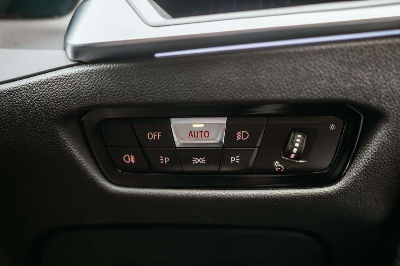 2021 BMW 3 SERIES 2021 BMW 3 SERIES