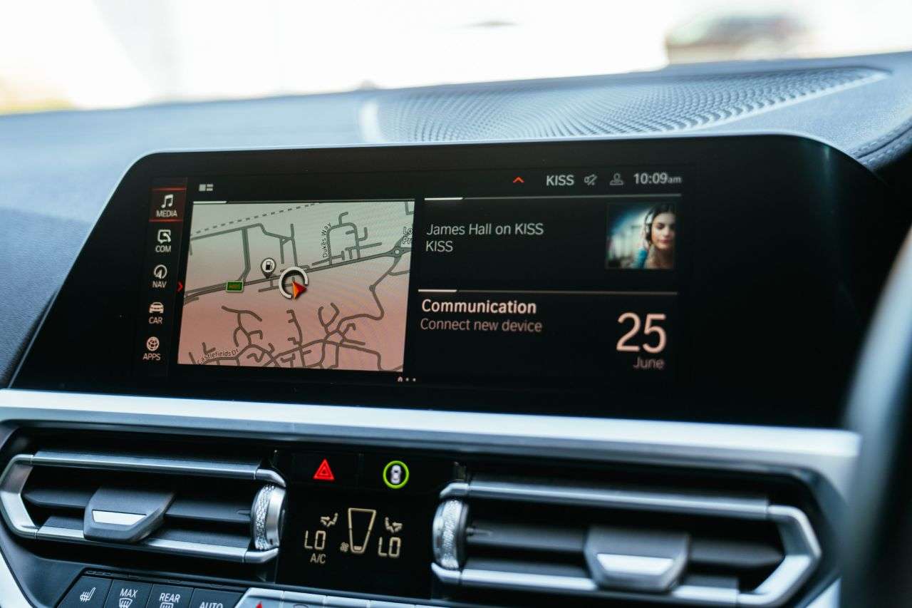 2021 BMW 3 SERIES 2021 BMW 3 SERIES