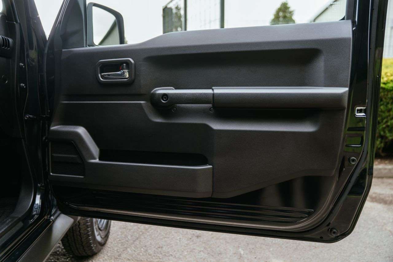 2023 SUZUKI JIMNY 2023 SUZUKI JIMNY