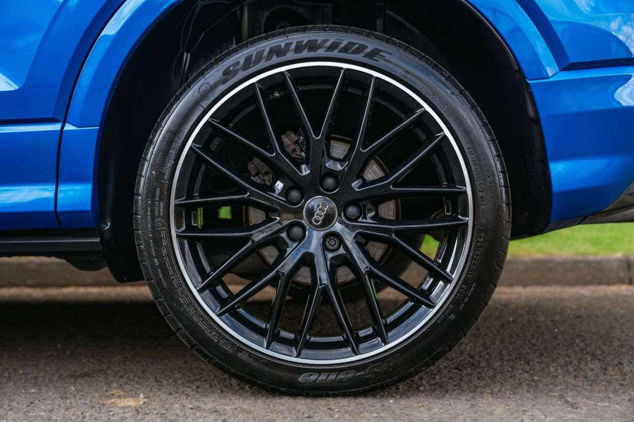 2019 AUDI Q2 2019 AUDI Q2