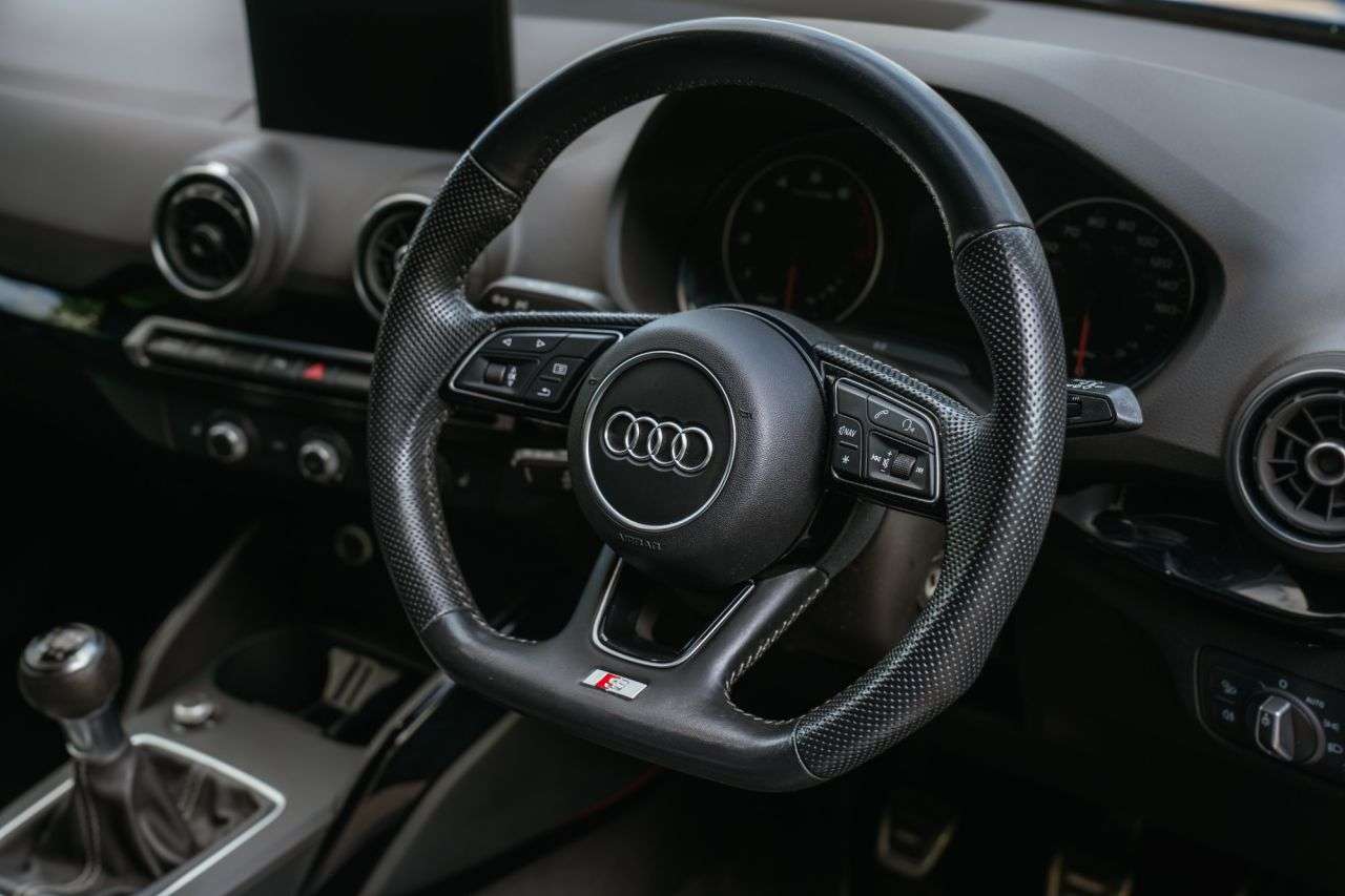 2019 AUDI Q2 2019 AUDI Q2