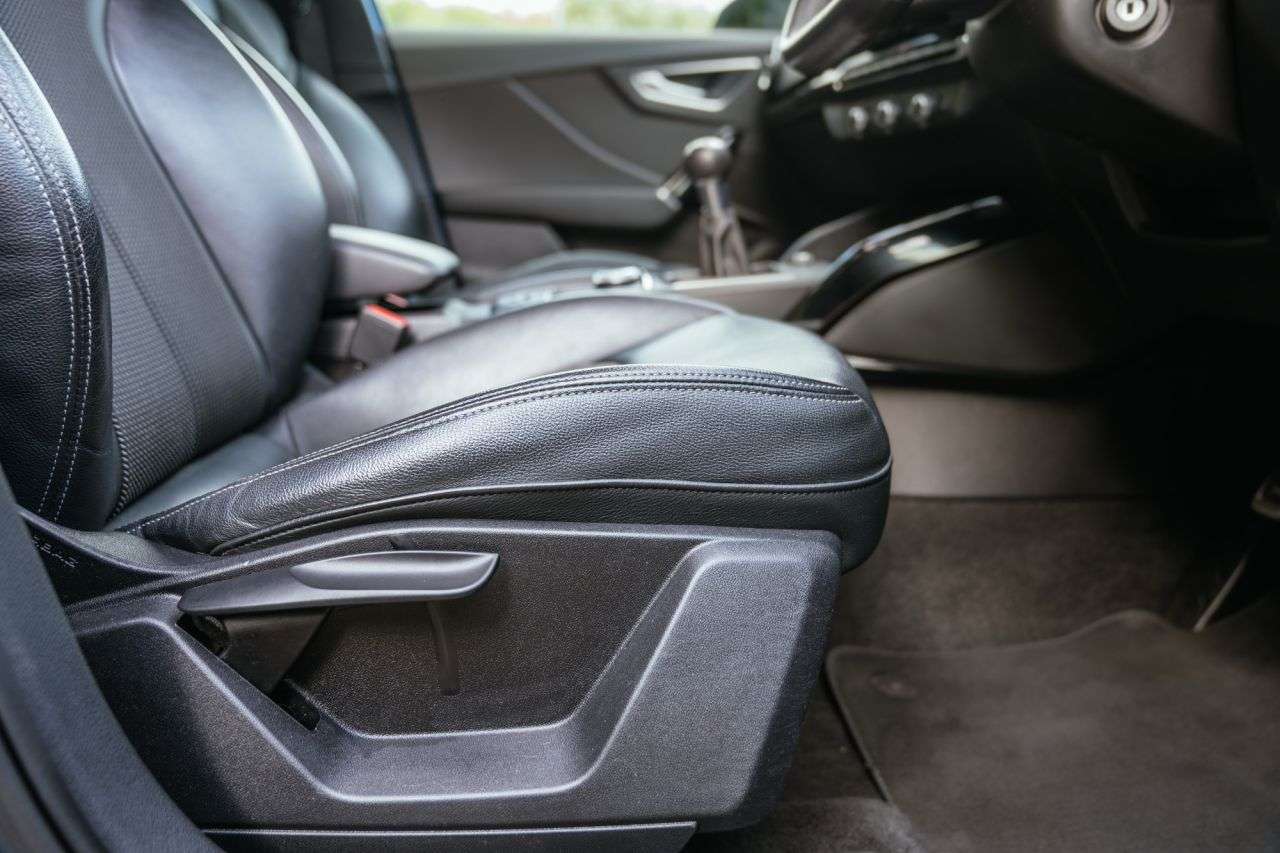 2019 AUDI Q2 2019 AUDI Q2