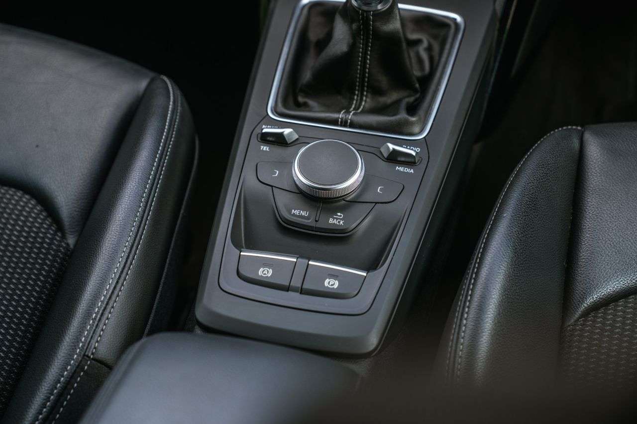 2019 AUDI Q2 2019 AUDI Q2