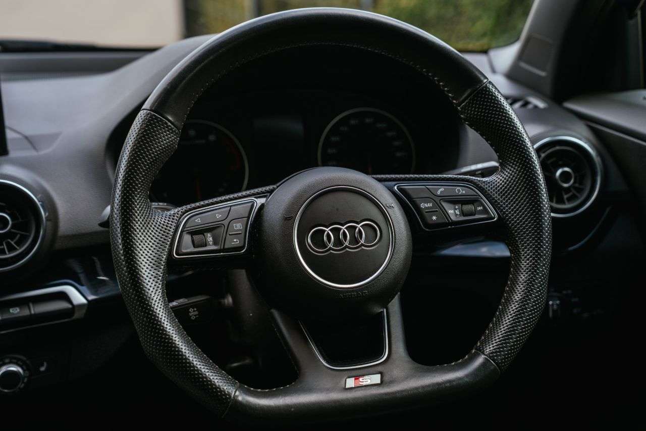 2019 AUDI Q2 2019 AUDI Q2
