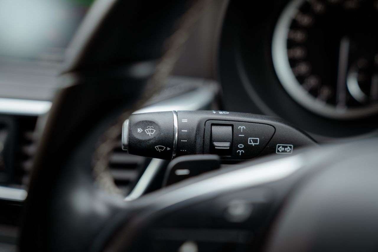 2016 INFINITI Q30 2016 INFINITI Q30