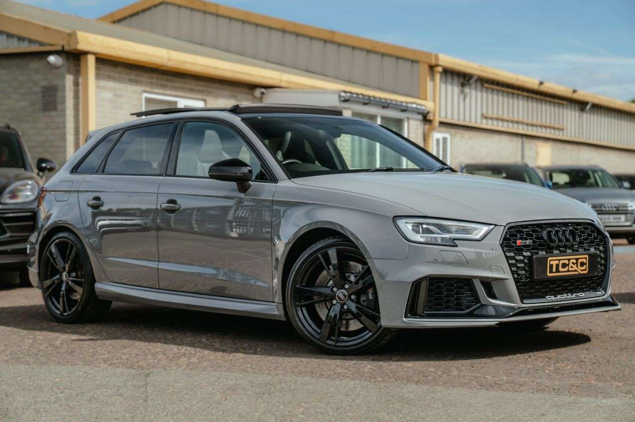 A 2019 AUDI RS3 2.5 TFSI Audi Sport Edition Sportback 5dr Petrol S Tronic quattro Euro 6 (s A 2019 AUDI RS3 2.5 TFSI Audi Sport Edition Sportback 5dr Petrol S Tronic quattro Euro 6 (s