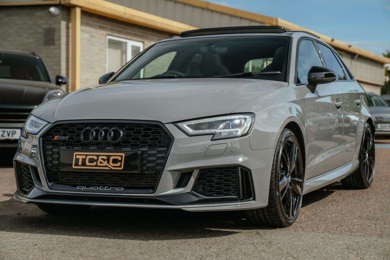 2019 AUDI RS3 2019 AUDI RS3
