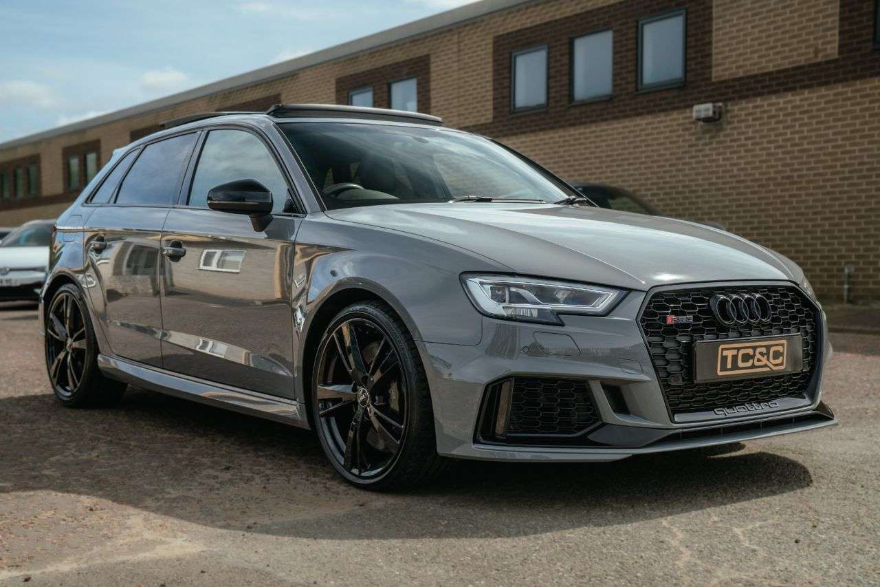 2019 AUDI RS3 2019 AUDI RS3