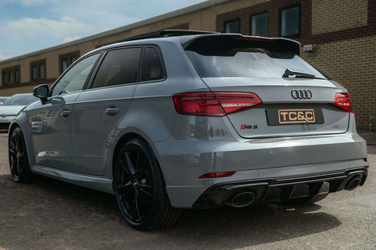 2019 AUDI RS3 2019 AUDI RS3