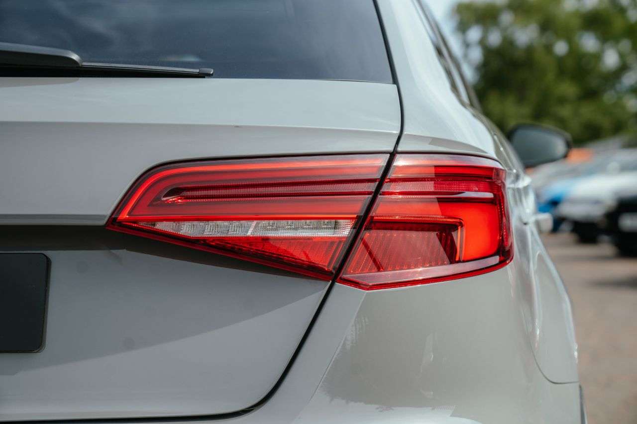 2019 AUDI RS3 2019 AUDI RS3