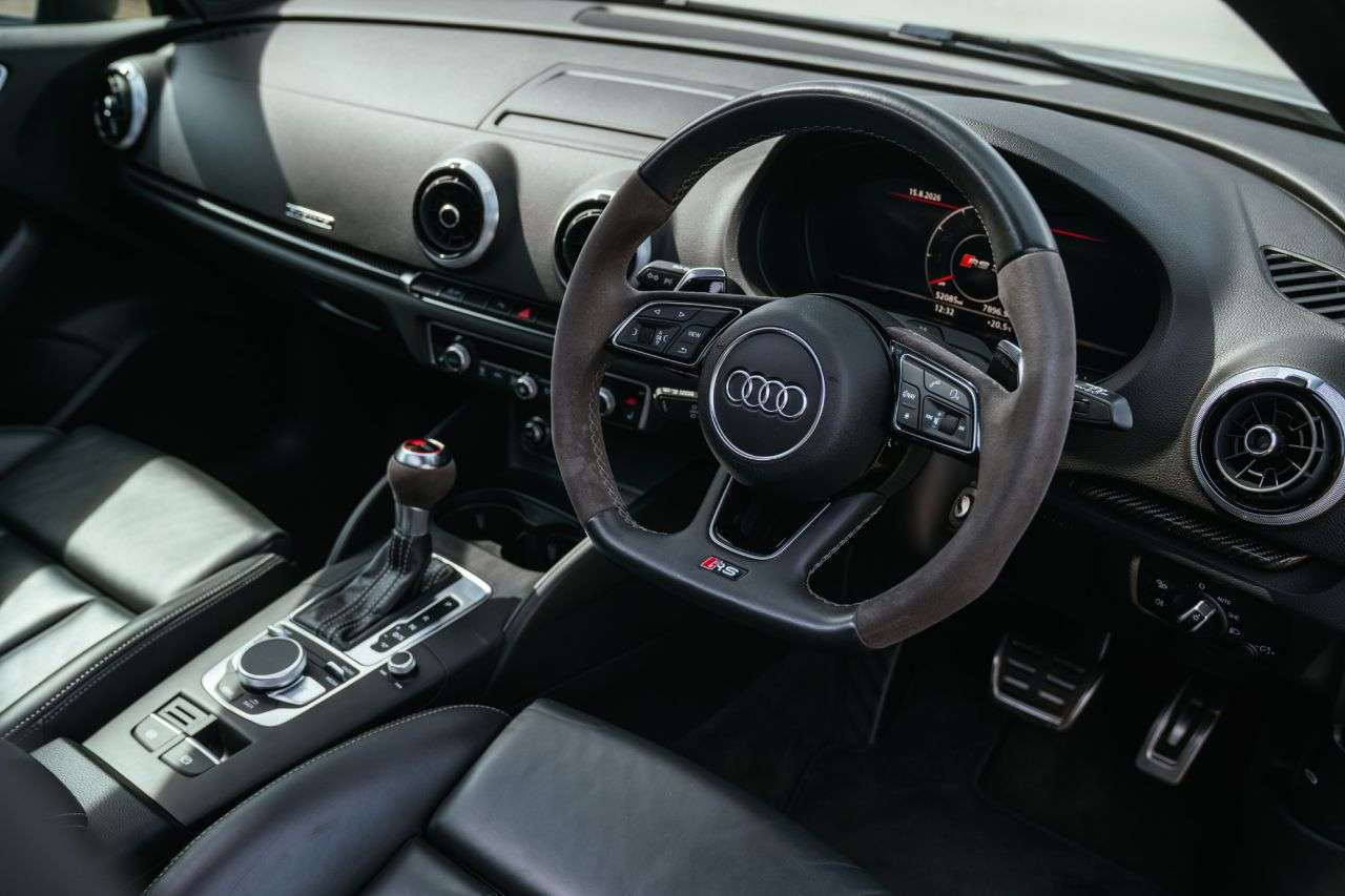 2019 AUDI RS3 2019 AUDI RS3