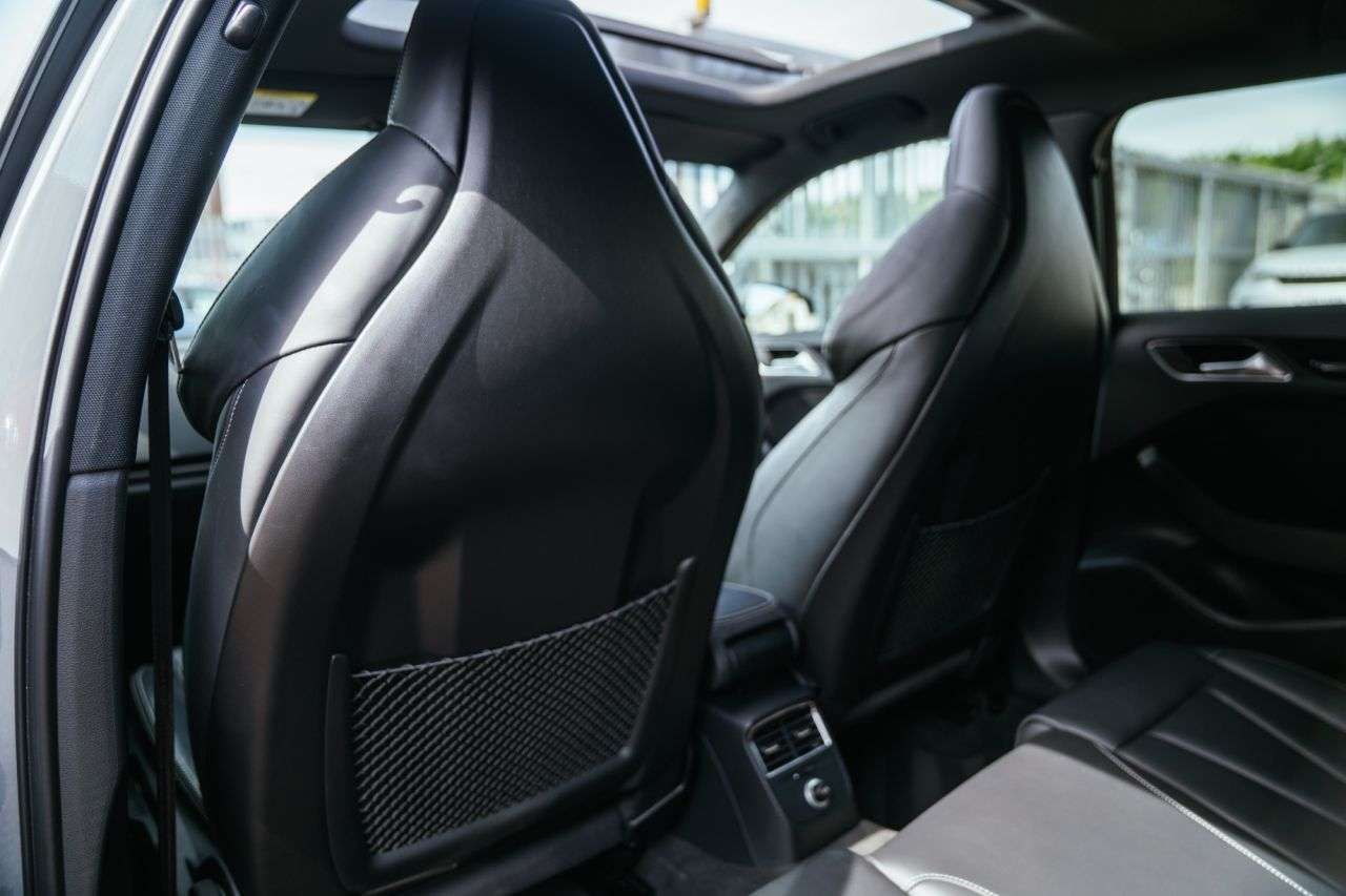 2019 AUDI RS3 2019 AUDI RS3