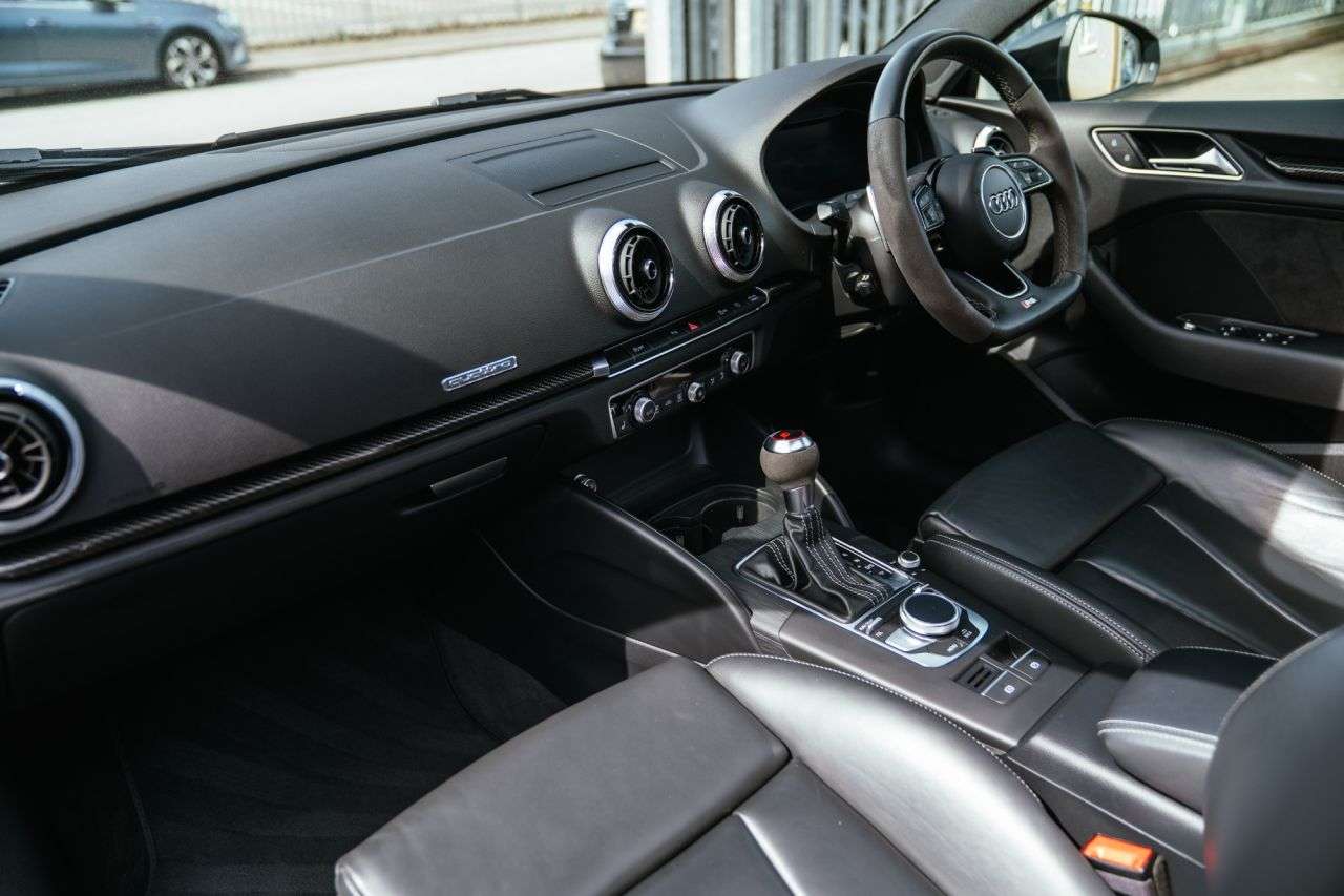 2019 AUDI RS3 2019 AUDI RS3