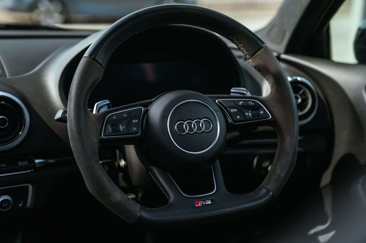2019 AUDI RS3 2019 AUDI RS3