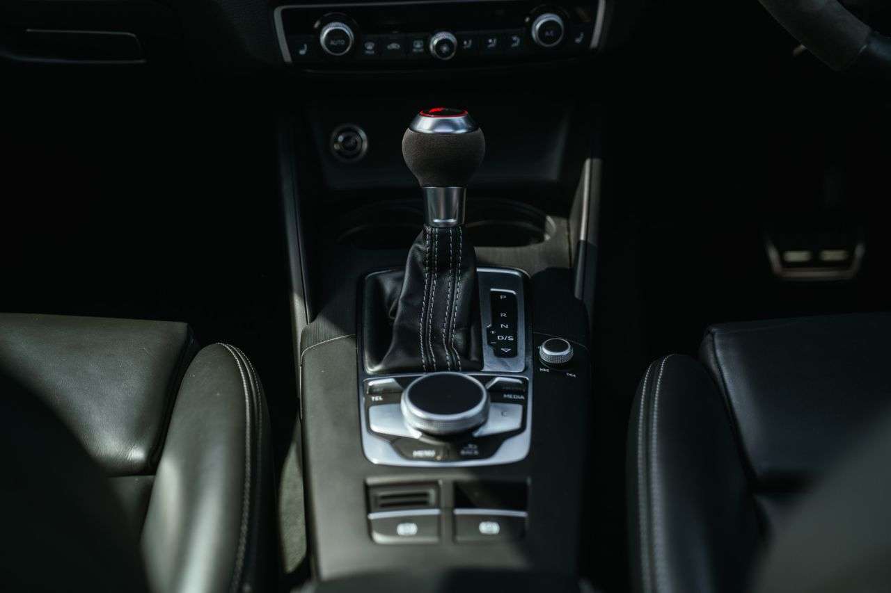 2019 AUDI RS3 2019 AUDI RS3