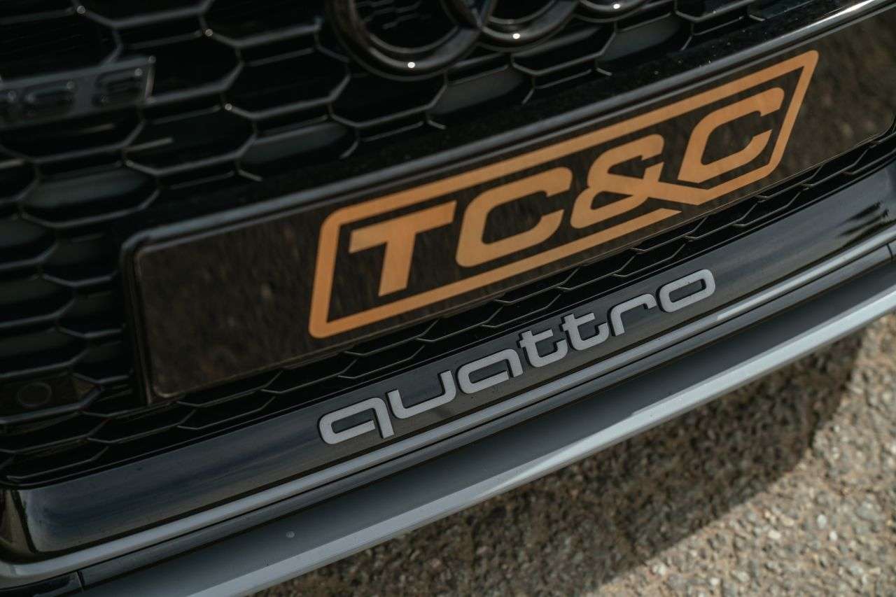 2019 AUDI RS3 2019 AUDI RS3