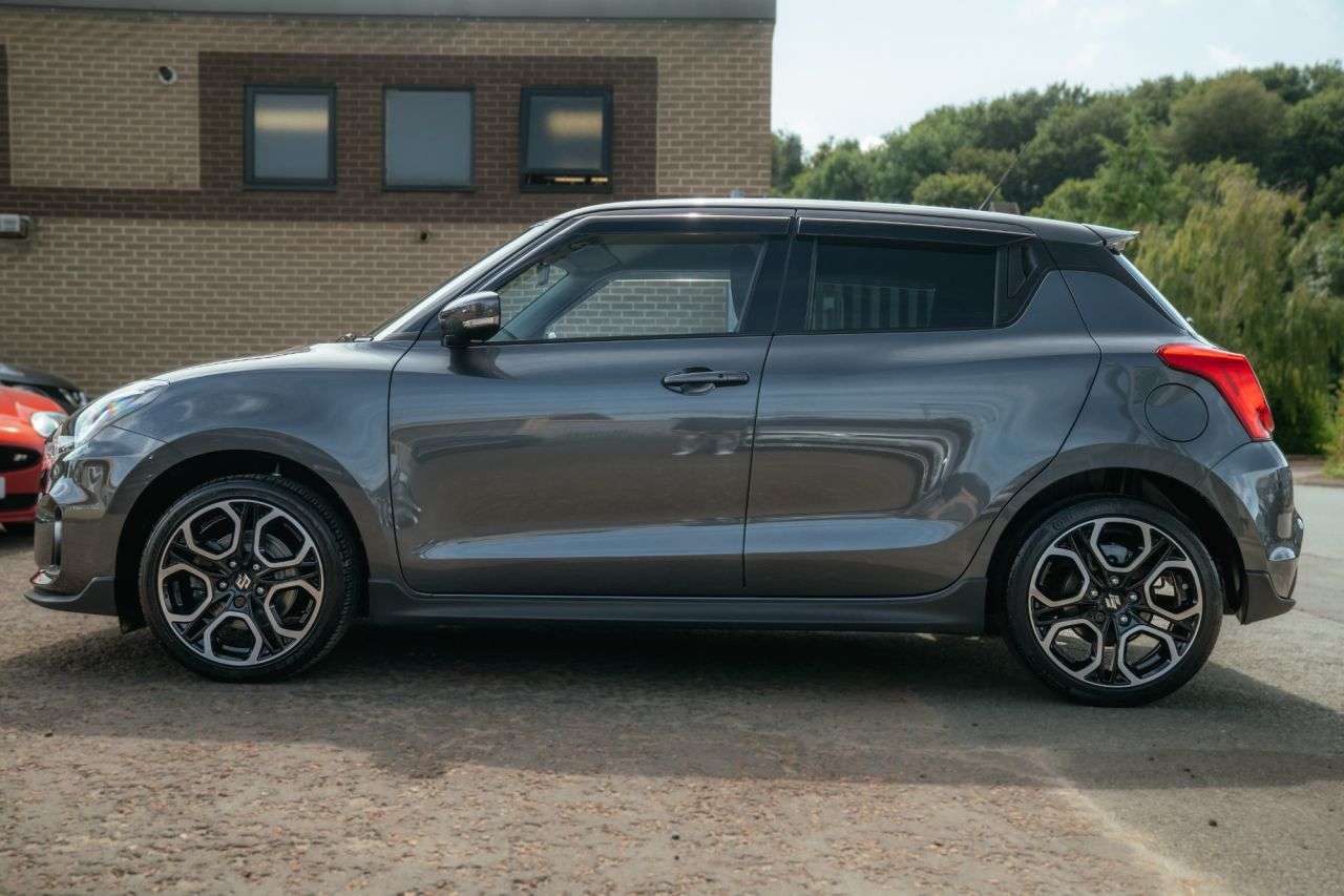 2022 SUZUKI SWIFT 2022 SUZUKI SWIFT