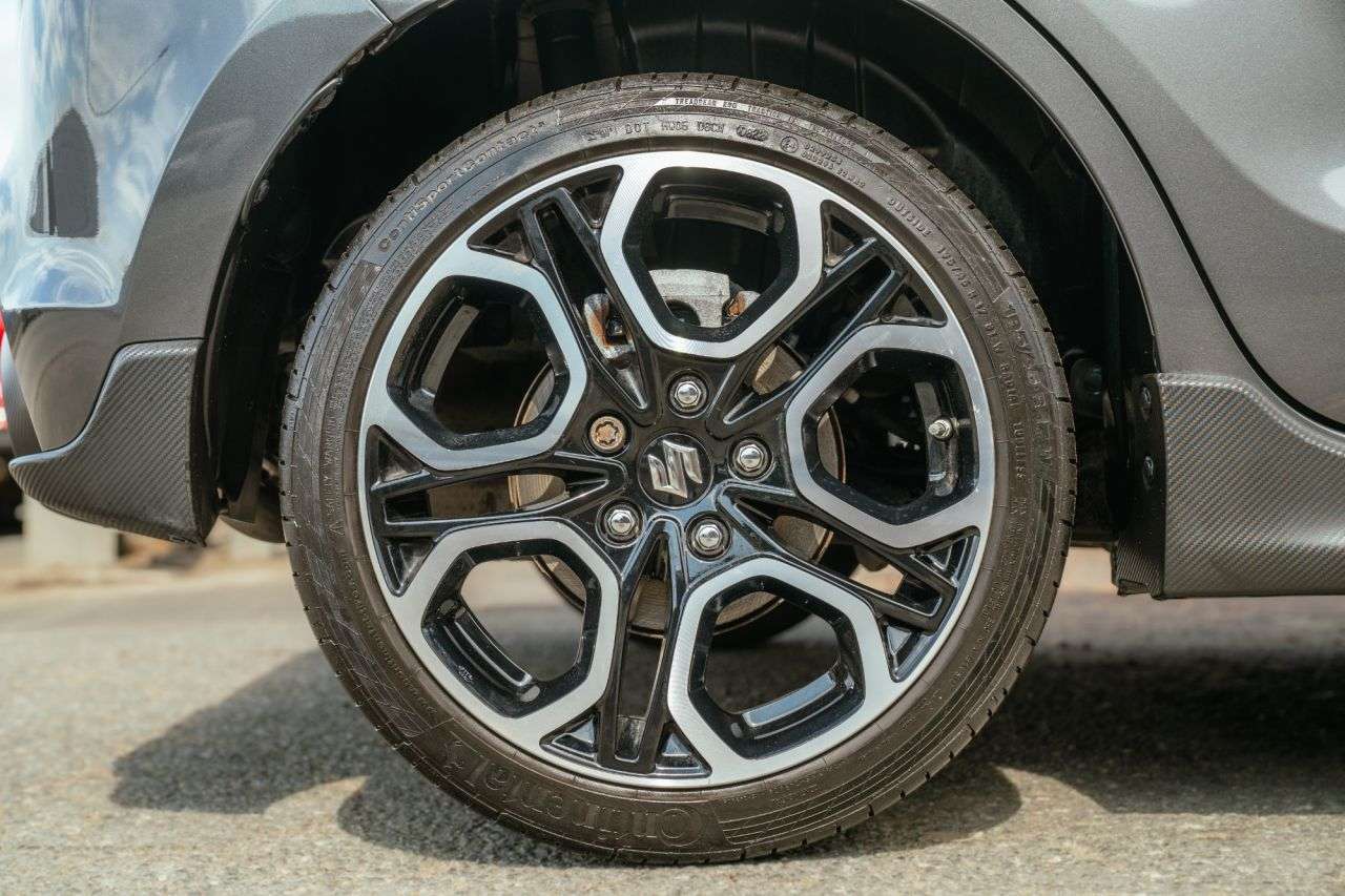 2022 SUZUKI SWIFT 2022 SUZUKI SWIFT