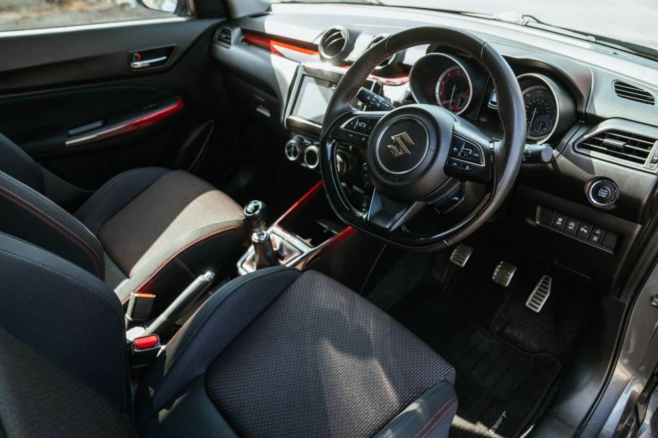 2022 SUZUKI SWIFT 2022 SUZUKI SWIFT