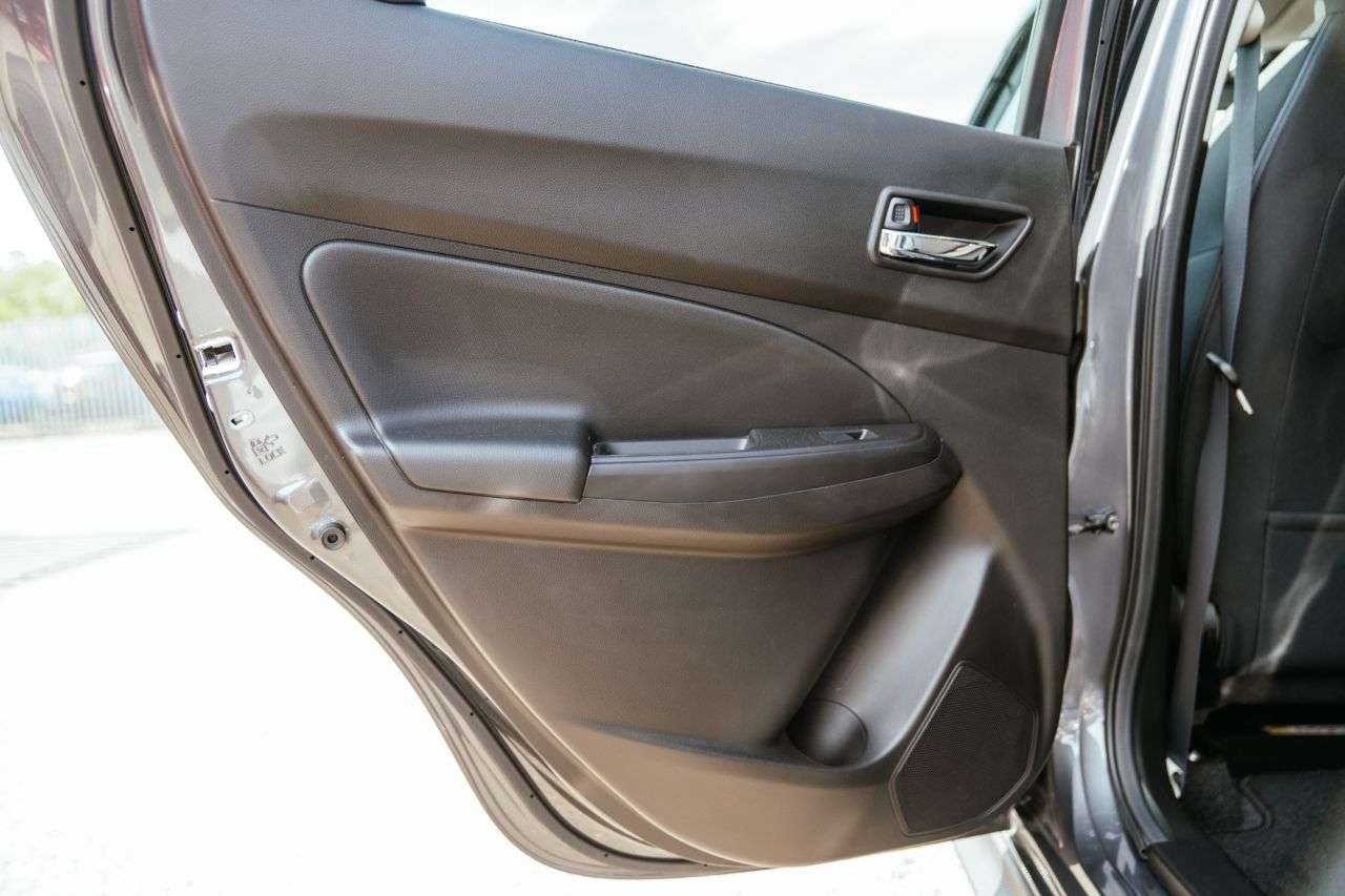 2022 SUZUKI SWIFT 2022 SUZUKI SWIFT