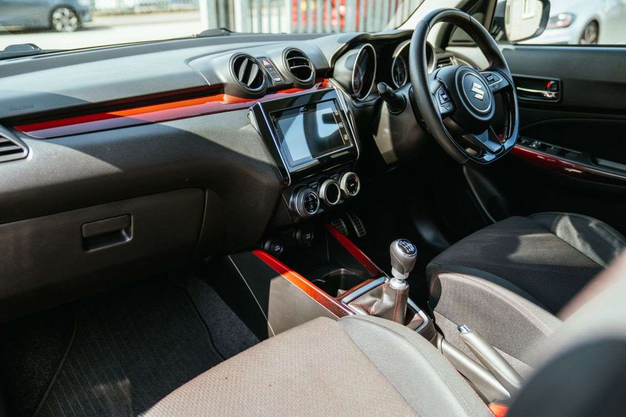 2022 SUZUKI SWIFT 2022 SUZUKI SWIFT