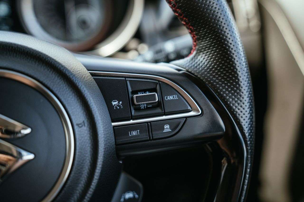 2022 SUZUKI SWIFT 2022 SUZUKI SWIFT
