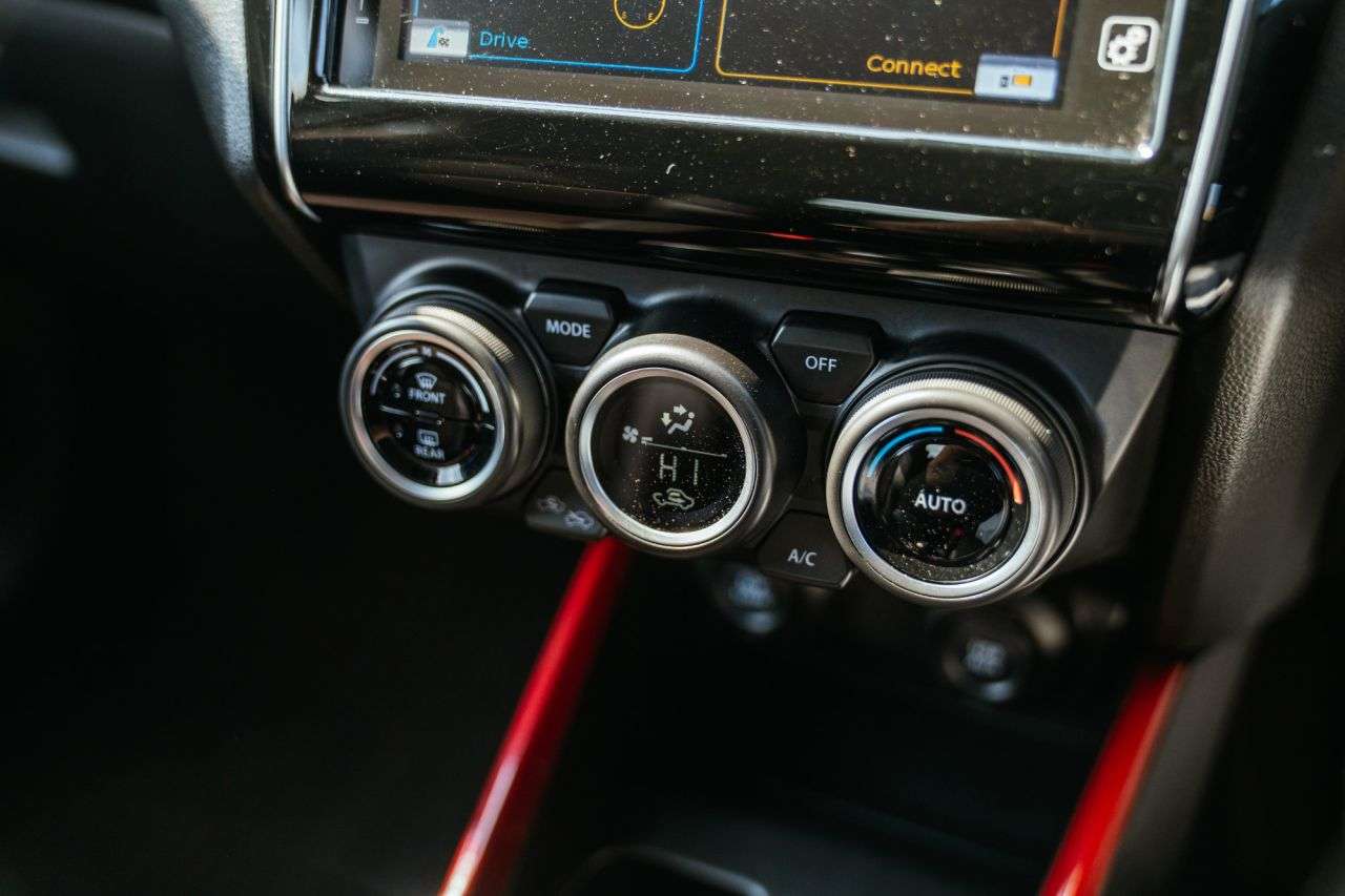 2022 SUZUKI SWIFT 2022 SUZUKI SWIFT
