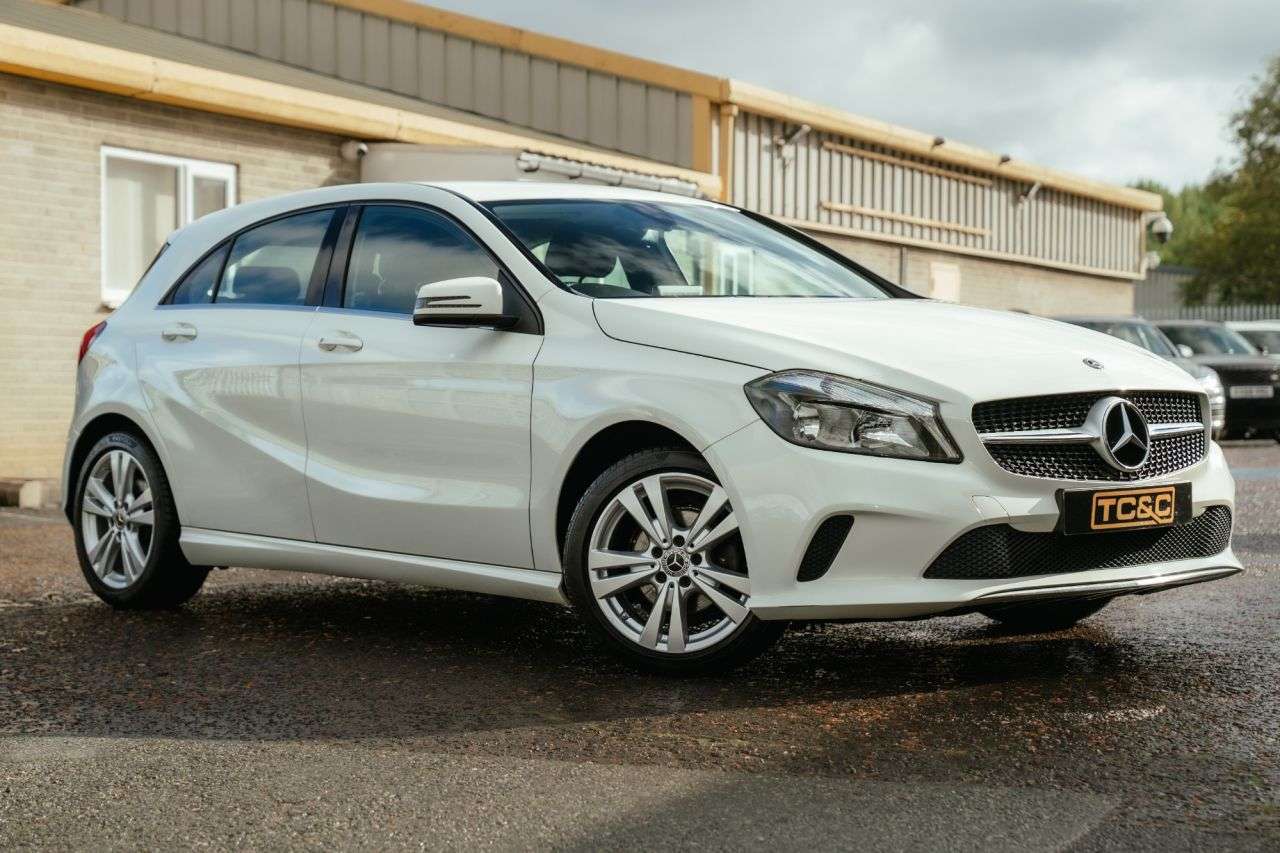 A 2017 MERCEDES-BENZ A CLASS 1.5 A180d Sport Hatchback 5dr Diesel 7G-DCT Euro 6 (s/s) (109 ps) A 2017 MERCEDES-BENZ A CLASS 1.5 A180d Sport Hatchback 5dr Diesel 7G-DCT Euro 6 (s/s) (109 ps)