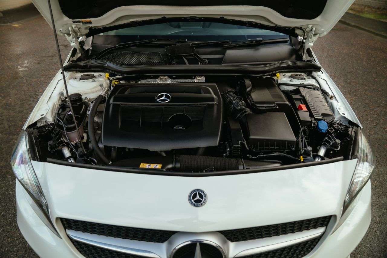 2017 MERCEDES-BENZ A CLASS 2017 MERCEDES-BENZ A CLASS
