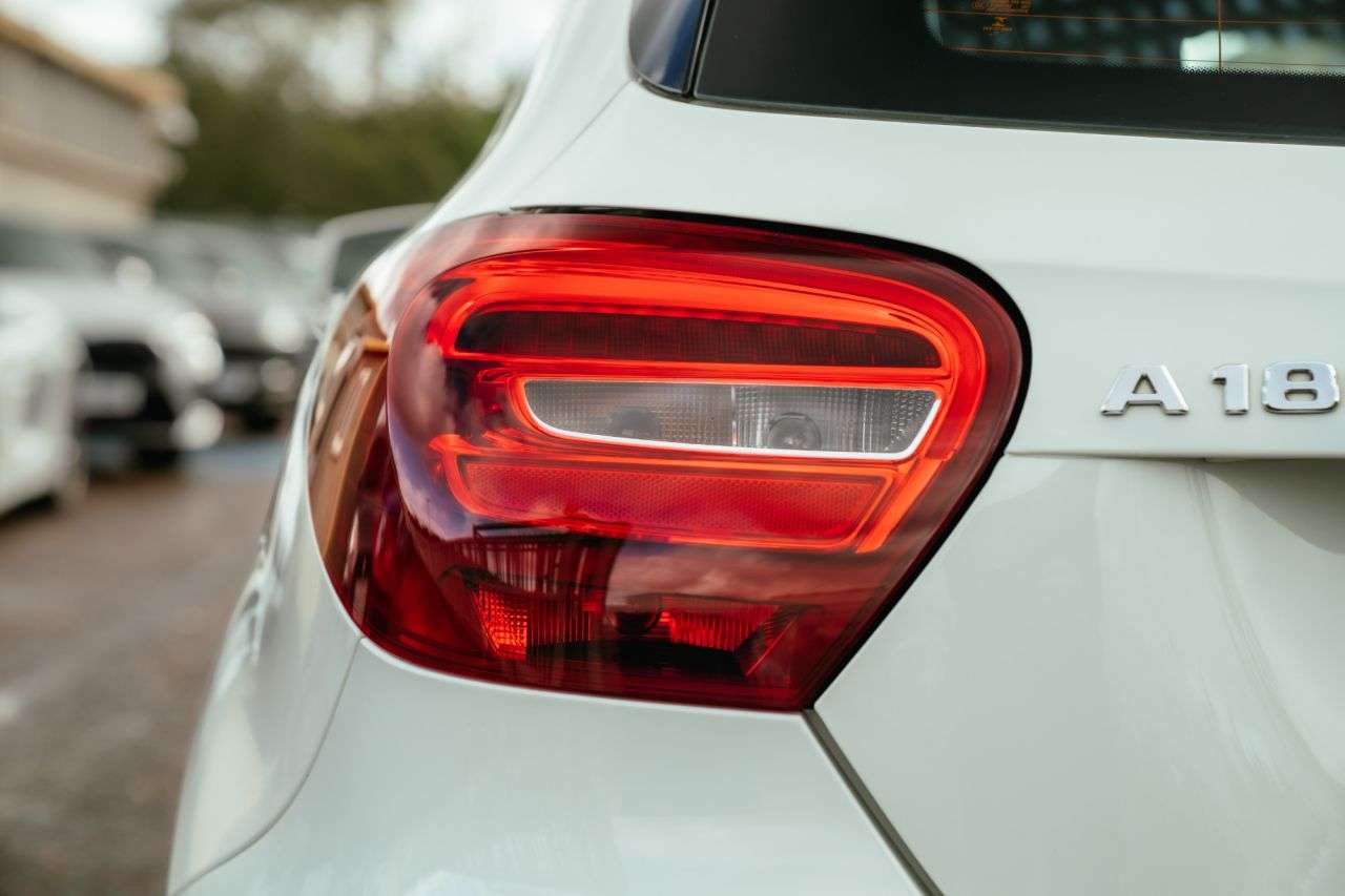 2017 MERCEDES-BENZ A CLASS 2017 MERCEDES-BENZ A CLASS