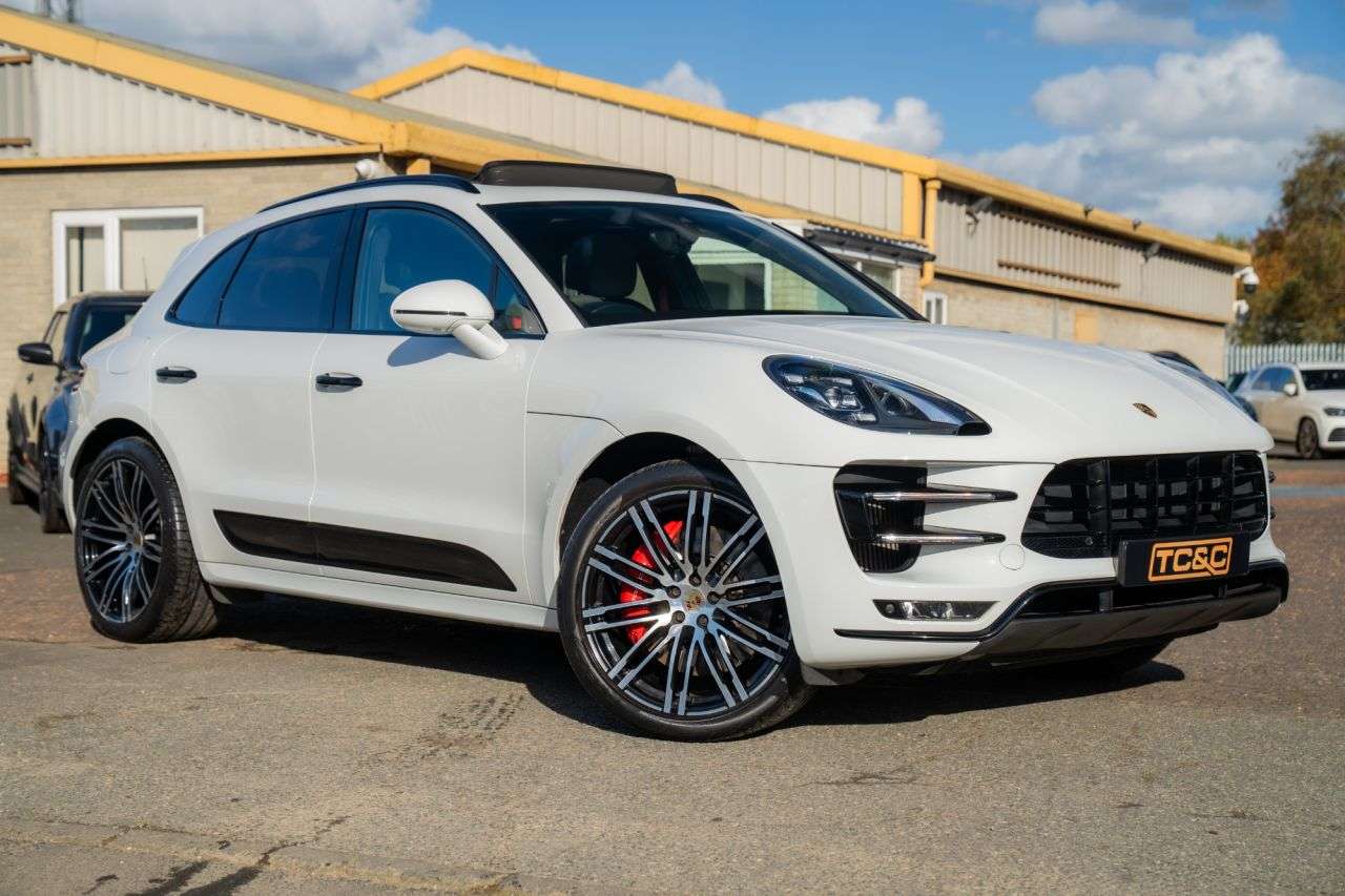 A 2017 PORSCHE MACAN 3.6T V6 Turbo Performance SUV 5dr Petrol PDK 4WD Euro 6 (s/s) (440 ps) A 2017 PORSCHE MACAN 3.6T V6 Turbo Performance SUV 5dr Petrol PDK 4WD Euro 6 (s/s) (440 ps)