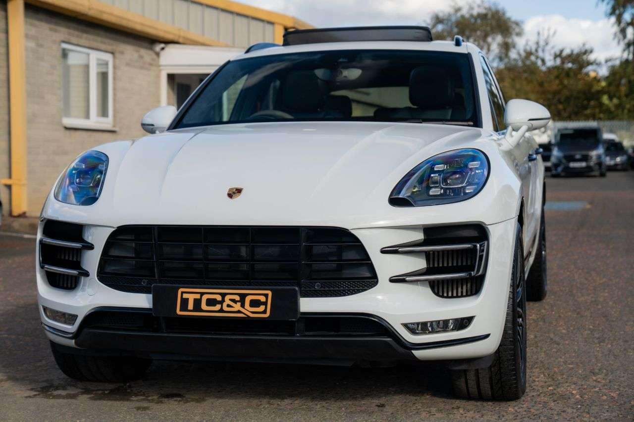2017 PORSCHE MACAN 2017 PORSCHE MACAN