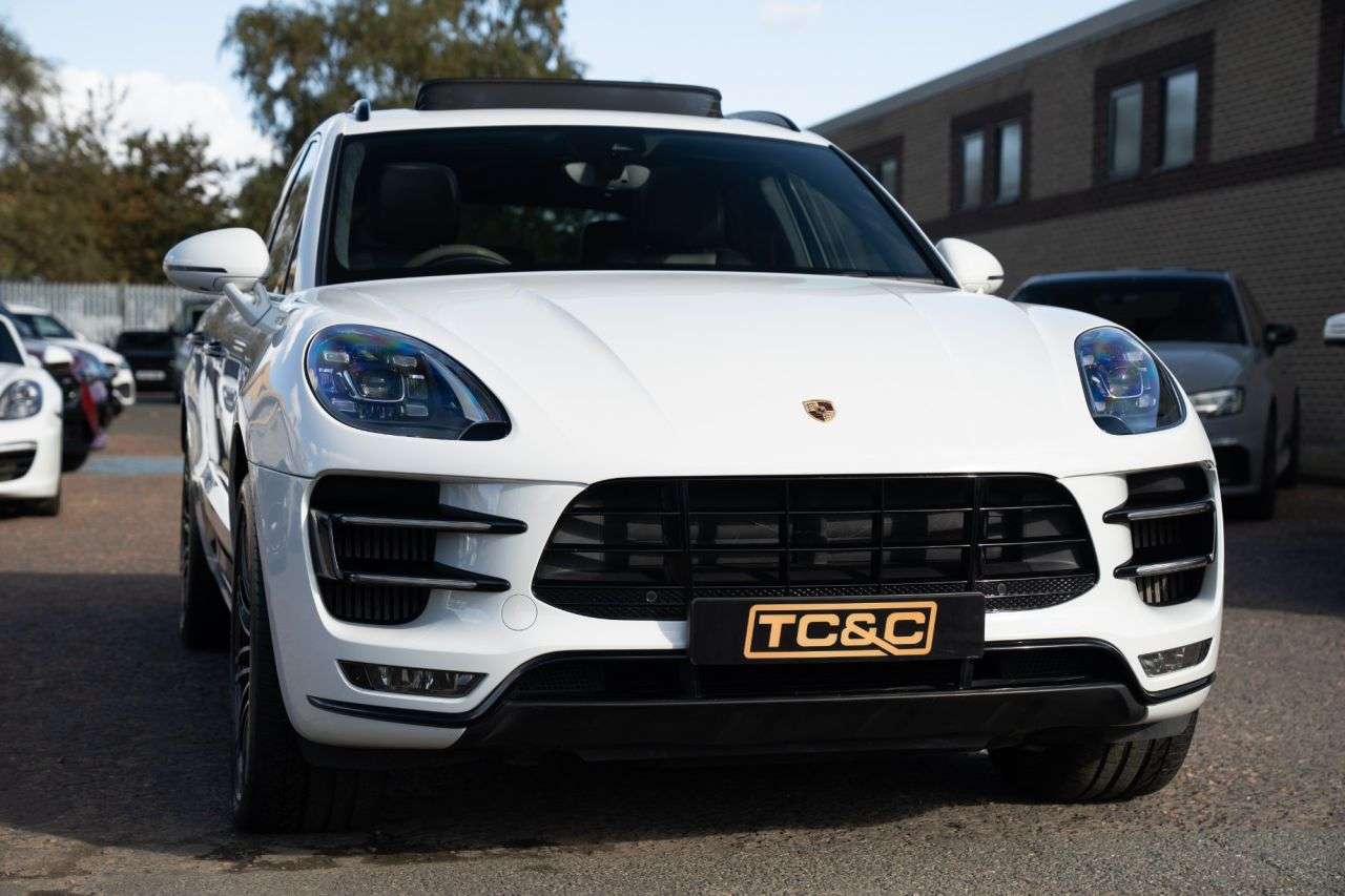 2017 PORSCHE MACAN 2017 PORSCHE MACAN