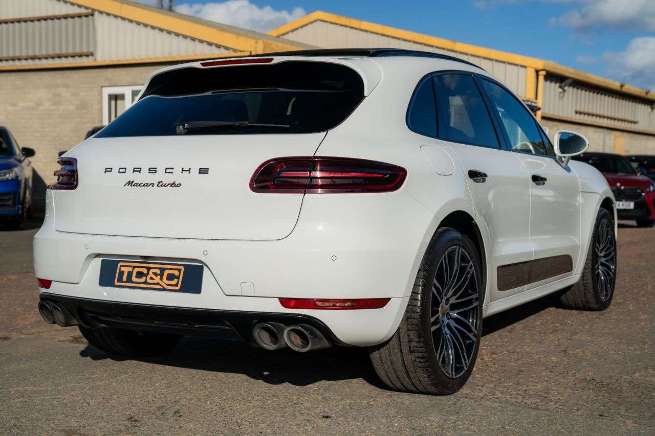 2017 PORSCHE MACAN 2017 PORSCHE MACAN