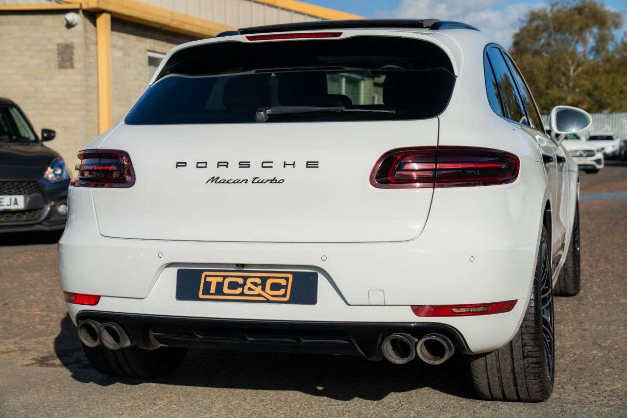 2017 PORSCHE MACAN 2017 PORSCHE MACAN